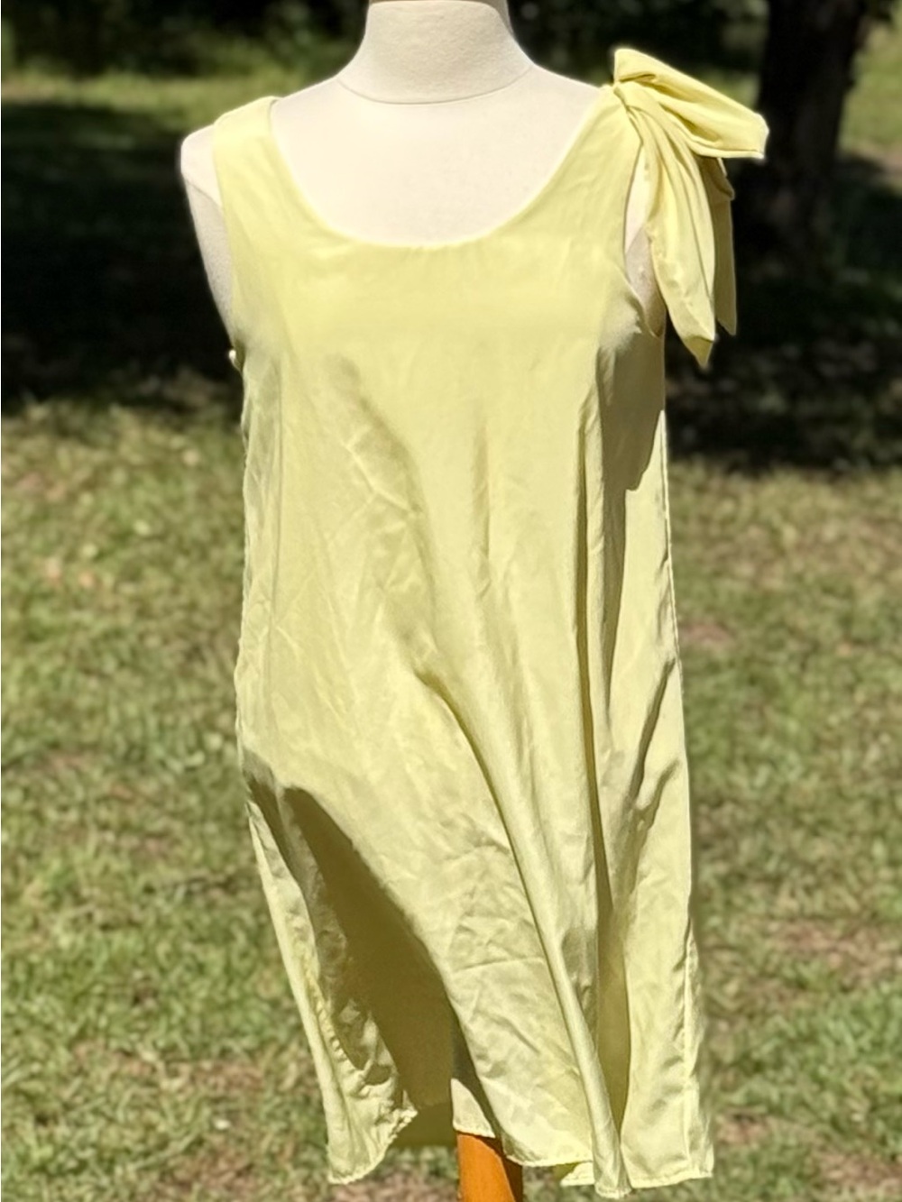 Coveted Yellow Shoulder Bow Sleeveless Midi Dress Size Small